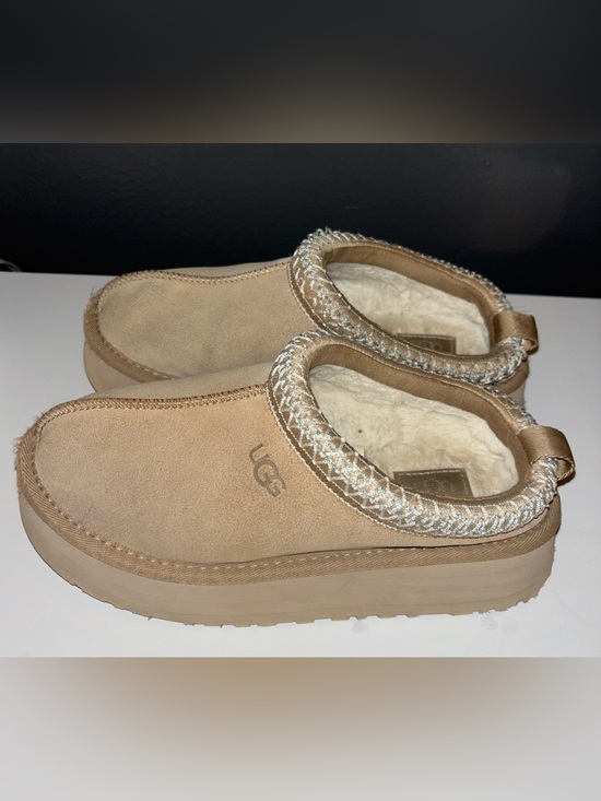 UGG Shoes - UGG Tazz II Platform Sand Color